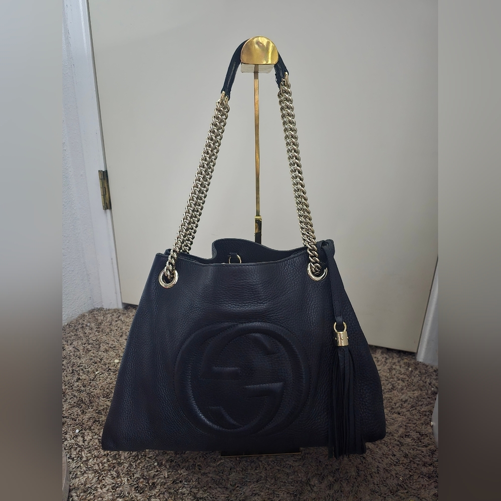 Gucci Soho GG Pebbled Leather Medium Tote W/ Silver Chain (GOOD)(COA)(READ)✨️🖤 - Picture 4 of 16